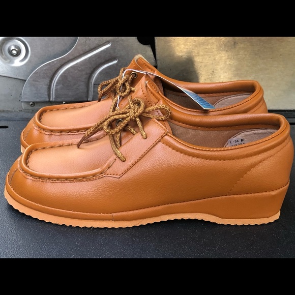 Haband Girl's Brown Leather Shoes Size 5.5(New) - Picture 4 of 11